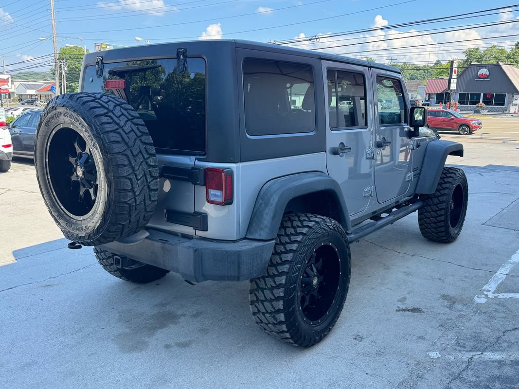 Used 2015 Jeep Wrangler Unlimited Sport w/ Quick Order Package 24S AWD/4WD image 8