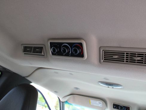 Used 2014 GMC Savana 1500 LT w/ LT Preferred Equipment Group RWD image 35