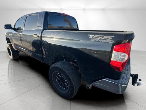 Used 2017 Toyota Tundra SR5 w/ SR5 Upgrade Package image 3