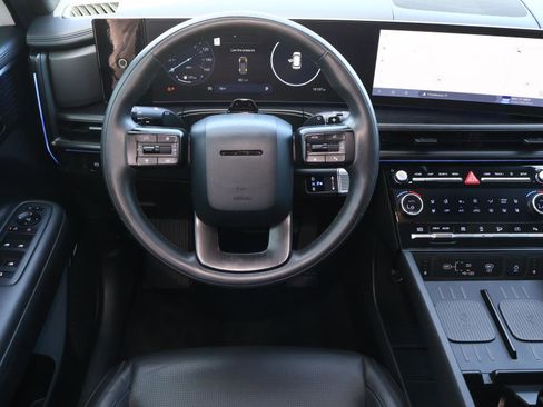 Used 2024 Hyundai Santa Fe Calligraphy image 9