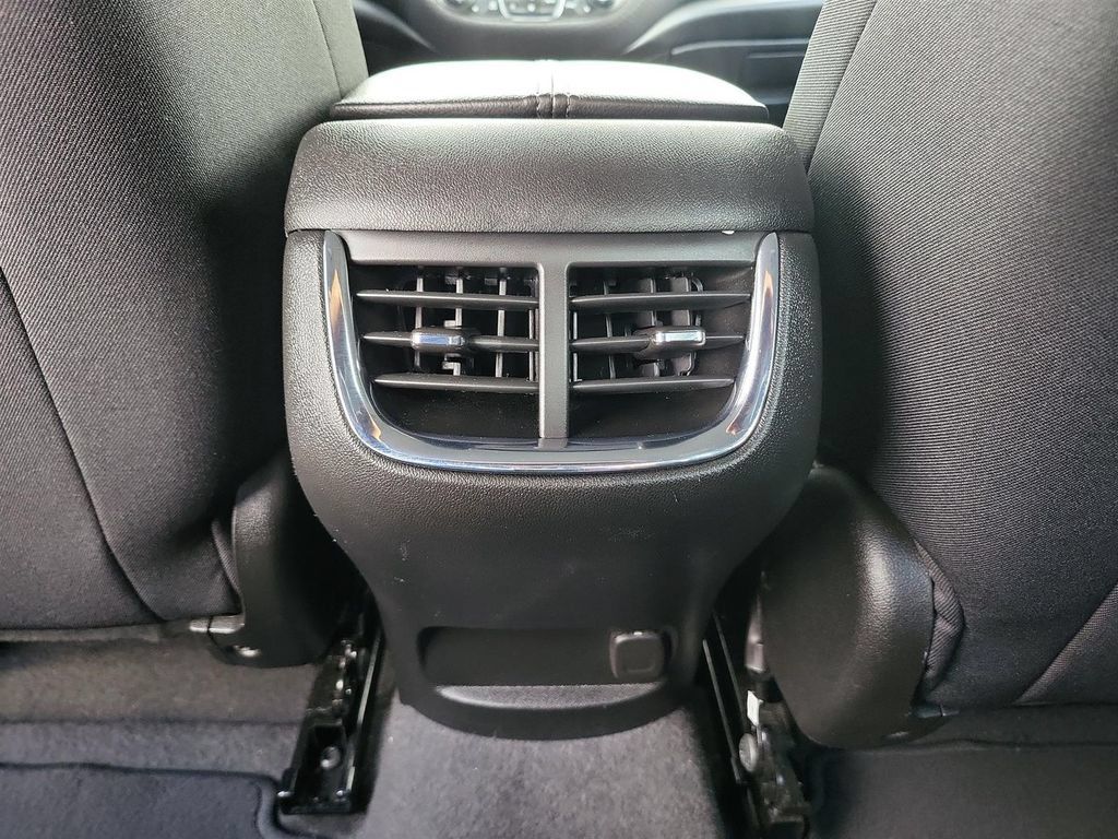 Certified 2024 Chevrolet Malibu LT FWD image 13