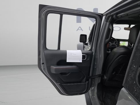 Used 2020 Jeep Wrangler Unlimited Rubicon w/ Quick Order Package 28Y Recon AWD/4WD image 18