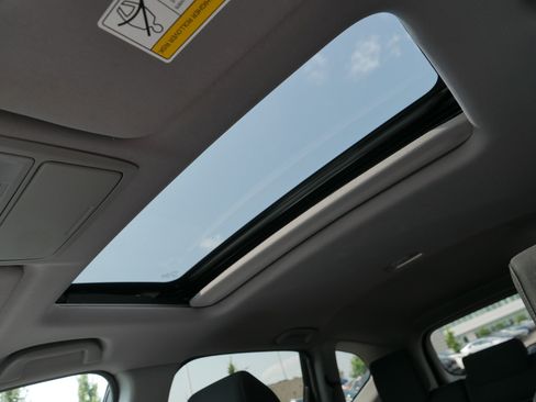 Used 2019 Honda CR-V EX image 32