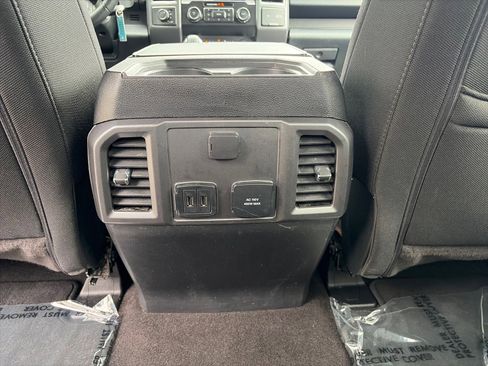 Used 2020 Ford F150 XLT w/ Equipment Group 302A Luxury AWD/4WD image 12