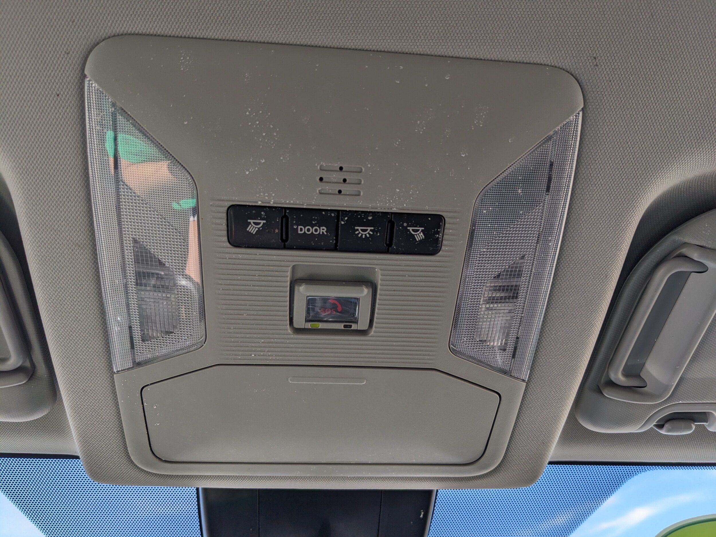 Used 2021 Toyota RAV4 XLE AWD/4WD image 16
