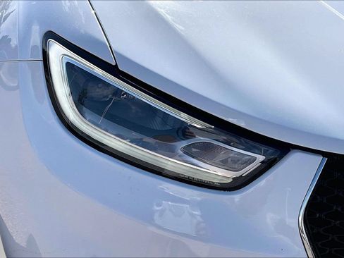 Used 2023 Chrysler Pacifica Touring-L FWD image 29
