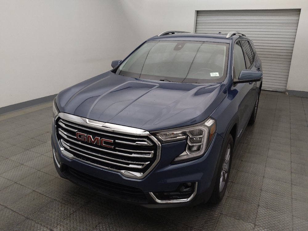 Used 2024 GMC Terrain SLT AWD/4WD image 15