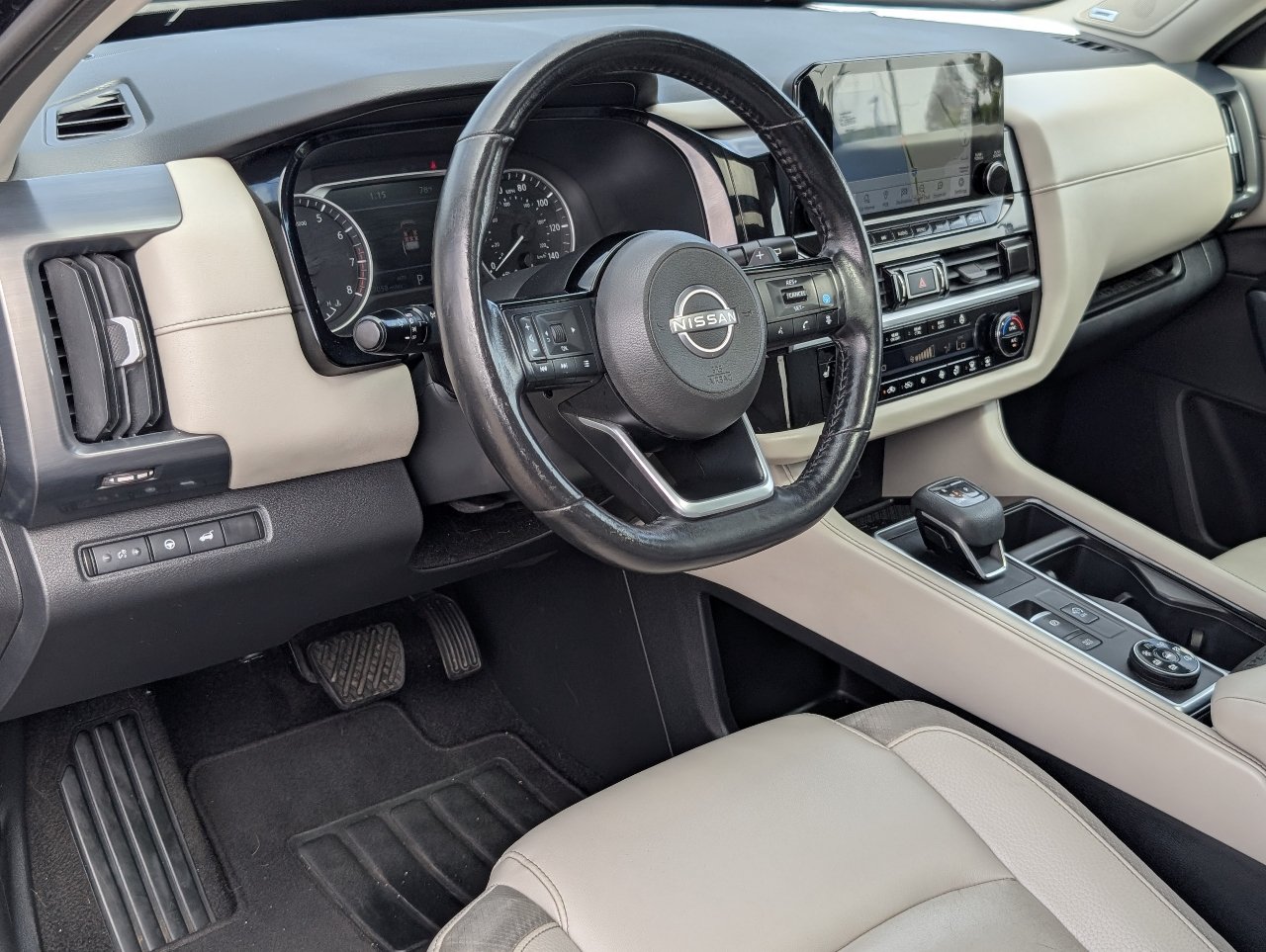 Used 2022 Nissan Pathfinder SL w/ SL Premium Package AWD/4WD image 15