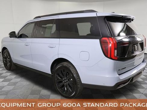 Used 2025 Ford Expedition Platinum w/ Stealth Appearance Package AWD/4WD image 10