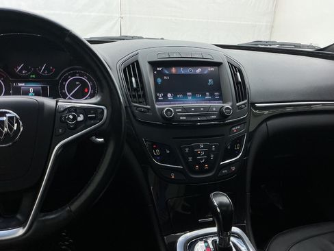 Used 2016 Buick Regal Premium w/ Driver Confidence Package #2 FWD image 34