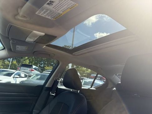 Used 2019 Nissan Altima 2.5 SR w/ SR Premium Package FWD image 34