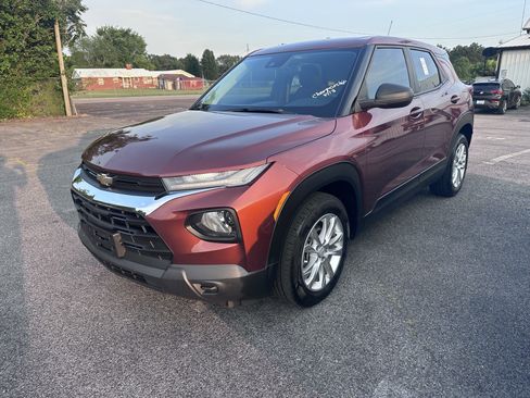 Used 2021 Chevrolet TrailBlazer LS FWD image 11
