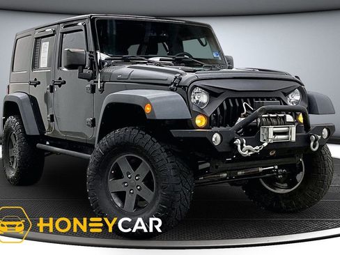 Used 2018 Jeep Wrangler Unlimited Sport S image 1