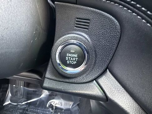 Certified 2025 Subaru Outback Premium w/ Popular Package #1A image 27