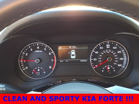 Used 2023 Kia Forte GT-Line w/ GT-Line Premium Package image 17