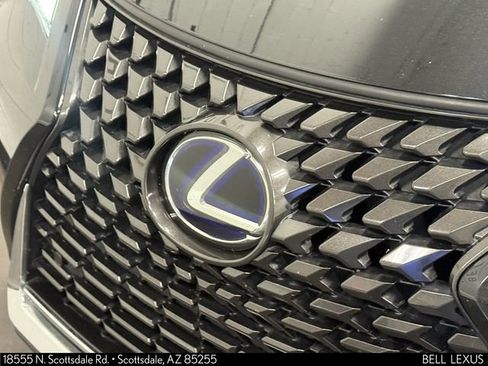 Used 2019 Lexus UX 250h w/ Premium Package image 30