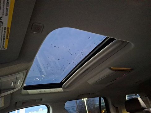 Used 2018 Chevrolet Tahoe LT image 21