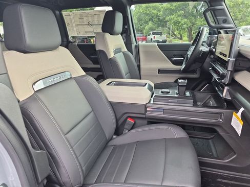 New 2026 GMC Hummer EV SUV AWD/4WD image 35