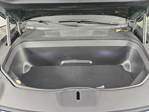 Used 2023 Rivian R1S Adventure image 14