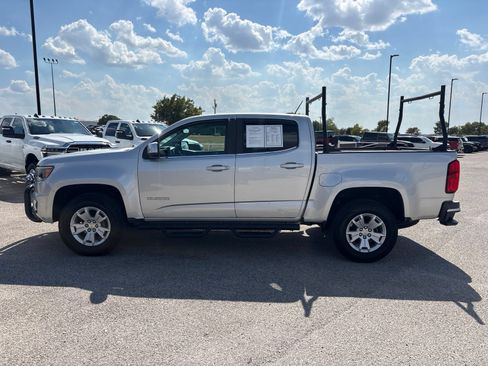 Used 2018 Chevrolet Colorado LT w/ LT Convenience Package RWD image 2