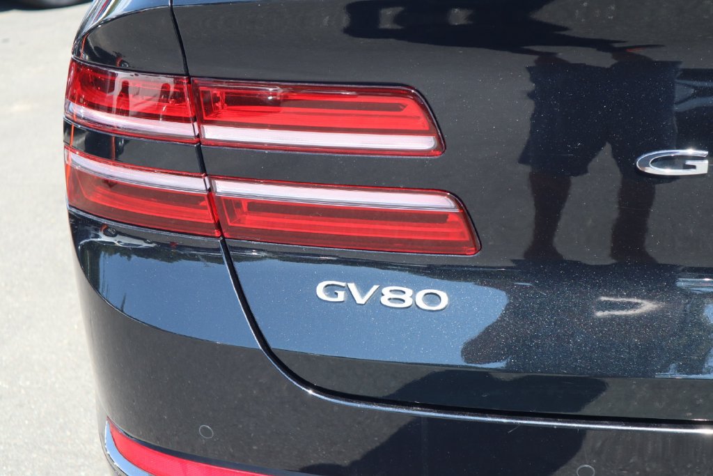 Used 2024 Genesis GV80 3.5T Prestige Signature AWD/4WD image 32