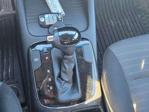 Used 2017 Kia Forte S w/ S Technology Package FWD image 17