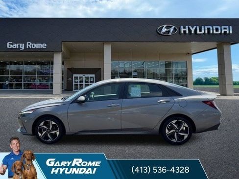 Certified 2023 Hyundai Elantra SEL w/ Convenience Package FWD image 5