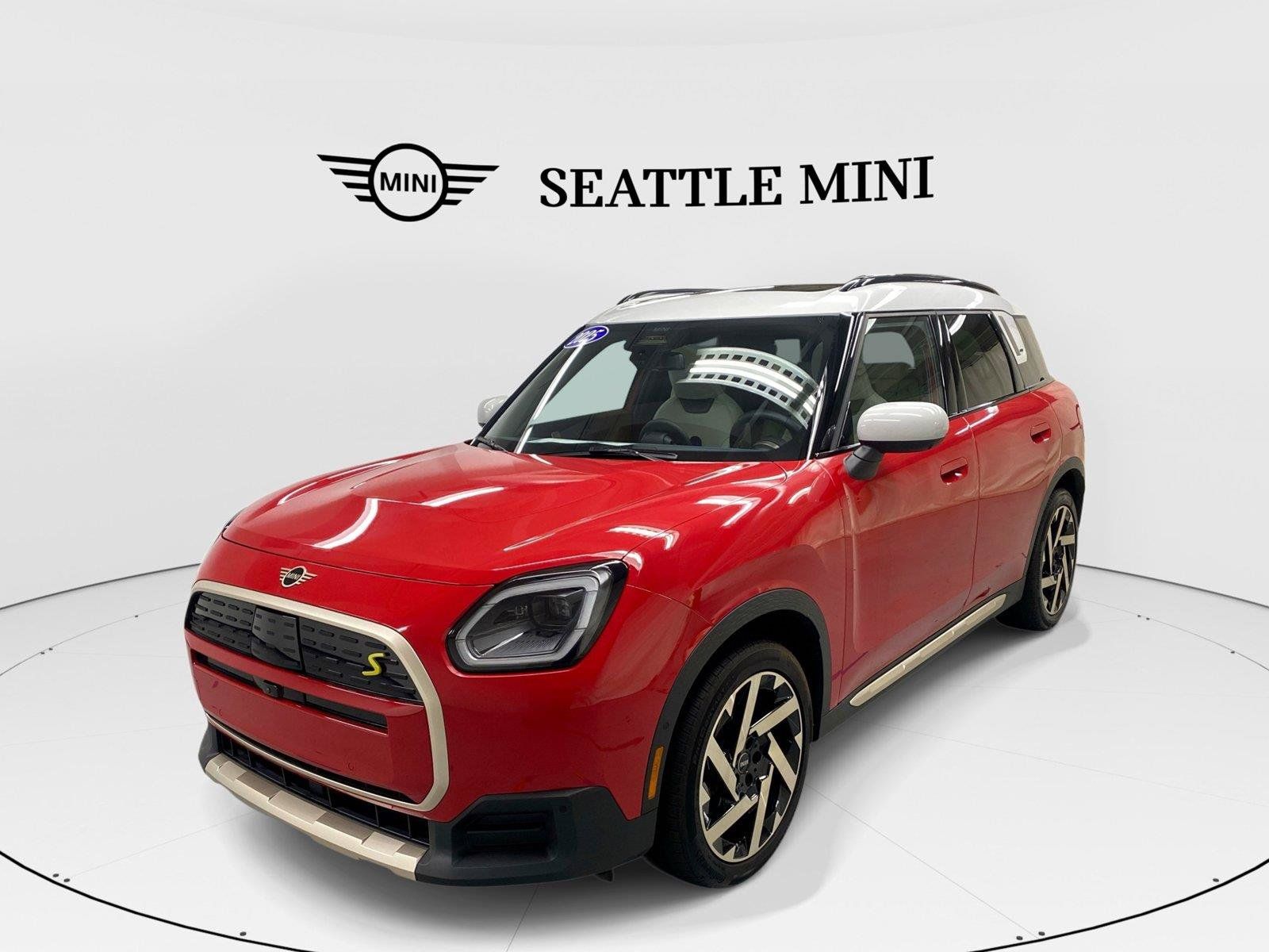 Used 2025 MINI Cooper Countryman SE AWD/4WD image 1