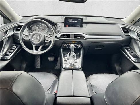 Used 2018 MAZDA CX-9 Touring image 17