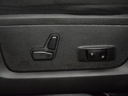 Used 2020 RAM 2500 Big Horn w/ Level 2 Equipment Group AWD/4WD image 42