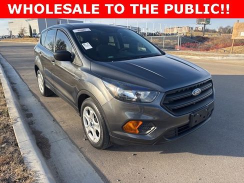 Used 2018 Ford Escape S image 1