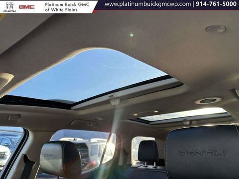 Used 2018 GMC Acadia Denali w/ Technology Package image 25