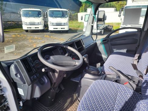 New 2025 Isuzu NPR image 13