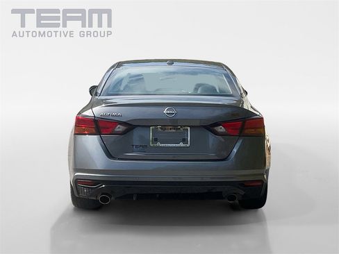 Used 2024 Nissan Altima 2.5 SR image 6