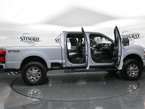 Used 2024 Ford F250 Lariat w/ Lariat Ultimate Package AWD/4WD image 36