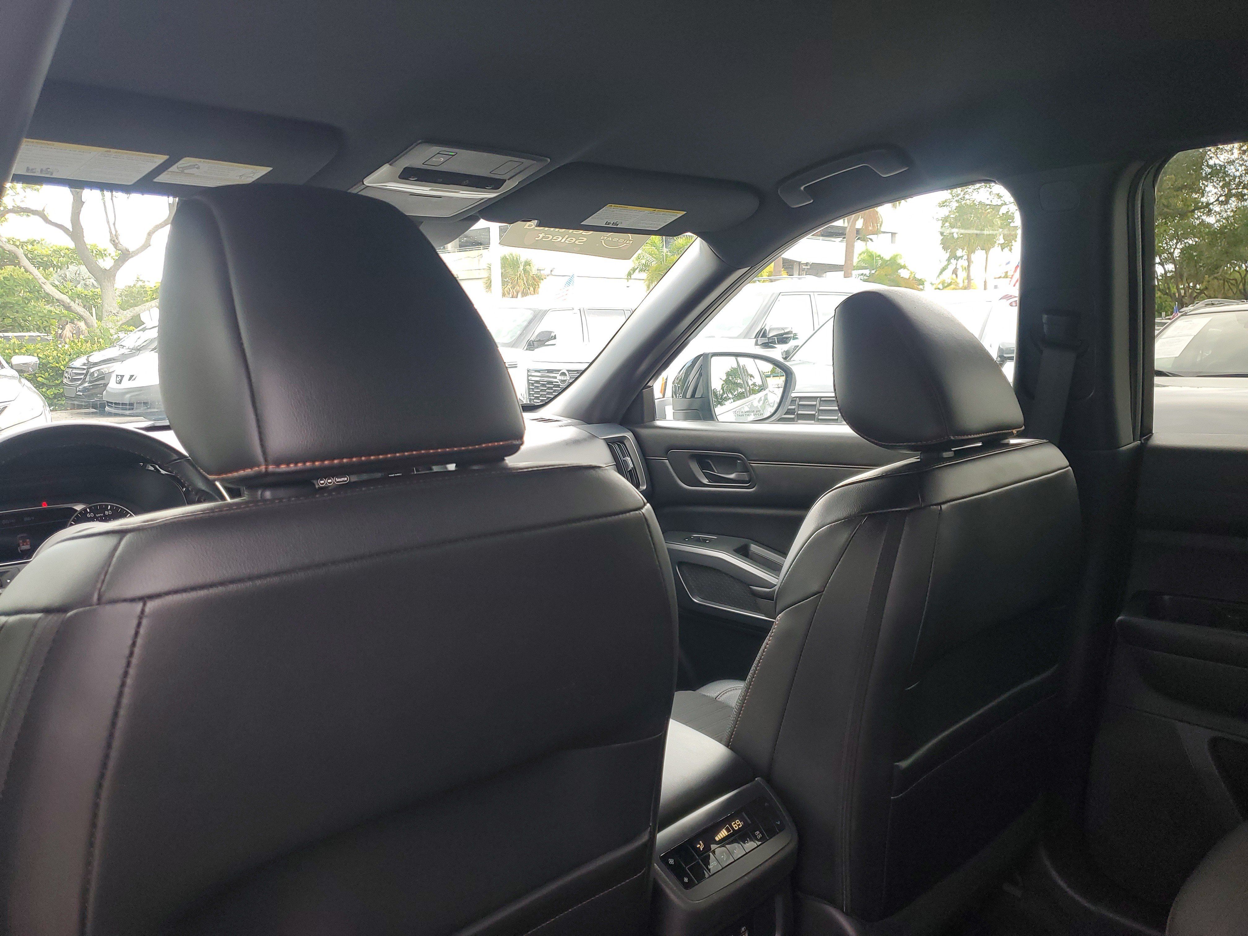 Used 2023 Nissan Pathfinder Rock Creek AWD/4WD image 13