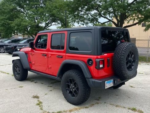 Used 2024 Jeep Wrangler Unlimited Sport AWD/4WD image 3