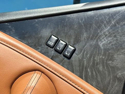 Used 2021 INFINITI QX80 Sensory AWD/4WD image 17