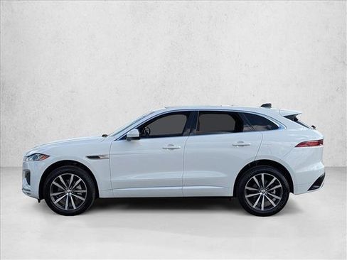 Used 2024 Jaguar F-PACE R-Dynamic S image 9