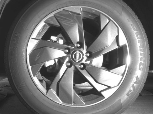 Used 2025 Nissan Rogue SV image 12