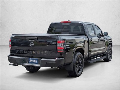 Used 2026 Nissan Frontier SV w/ Tow Package RWD image 5