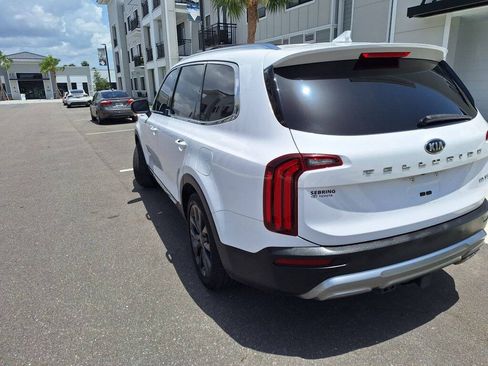 Used 2021 Kia Telluride EX w/ EX Premium Package FWD image 8