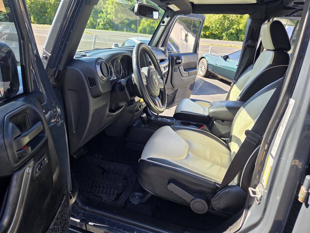 Used 2017 Jeep Wrangler Unlimited Sport w/ Quick Order Package 24S AWD/4WD image 20