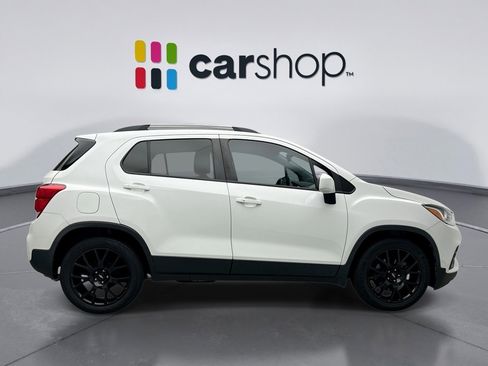 Used 2021 Chevrolet Trax LT w/ Sport Edition FWD image 6