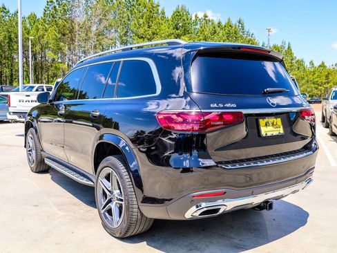 Used 2025 Mercedes-Benz GLS 450 4MATIC image 6
