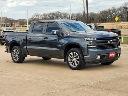 Used 2022 Chevrolet Silverado 1500 RST image 2