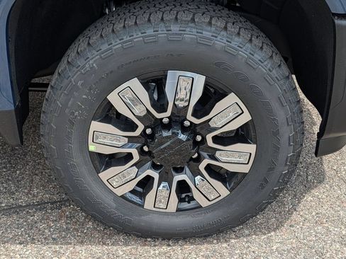 New 2026 GMC Sierra 3500 Denali w/ Denali Reserve Package AWD/4WD image 25