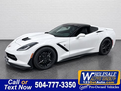 Used 2016 Chevrolet Corvette Stingray Coupe RWD image 1