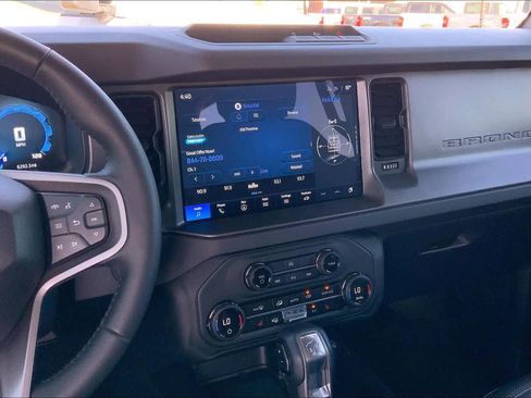 Used 2025 Ford Bronco Big Bend AWD/4WD image 7