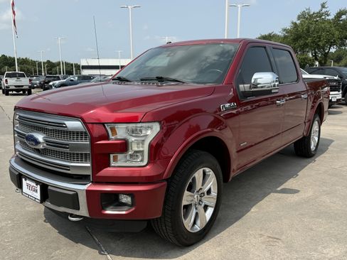 Used 2016 Ford F150 Platinum w/ Equipment Group 701A Luxury AWD/4WD image 8